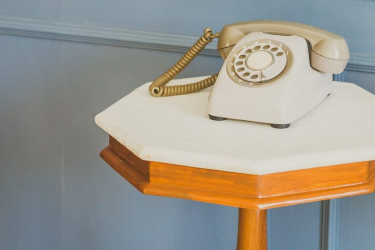 rotary dial phone